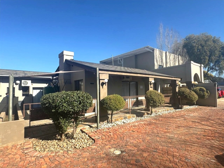 Commercial Property for Sale in Universitas Free State